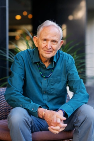 Dr Peter Levine - Créateur de la thérapie Somatic Experiencing®